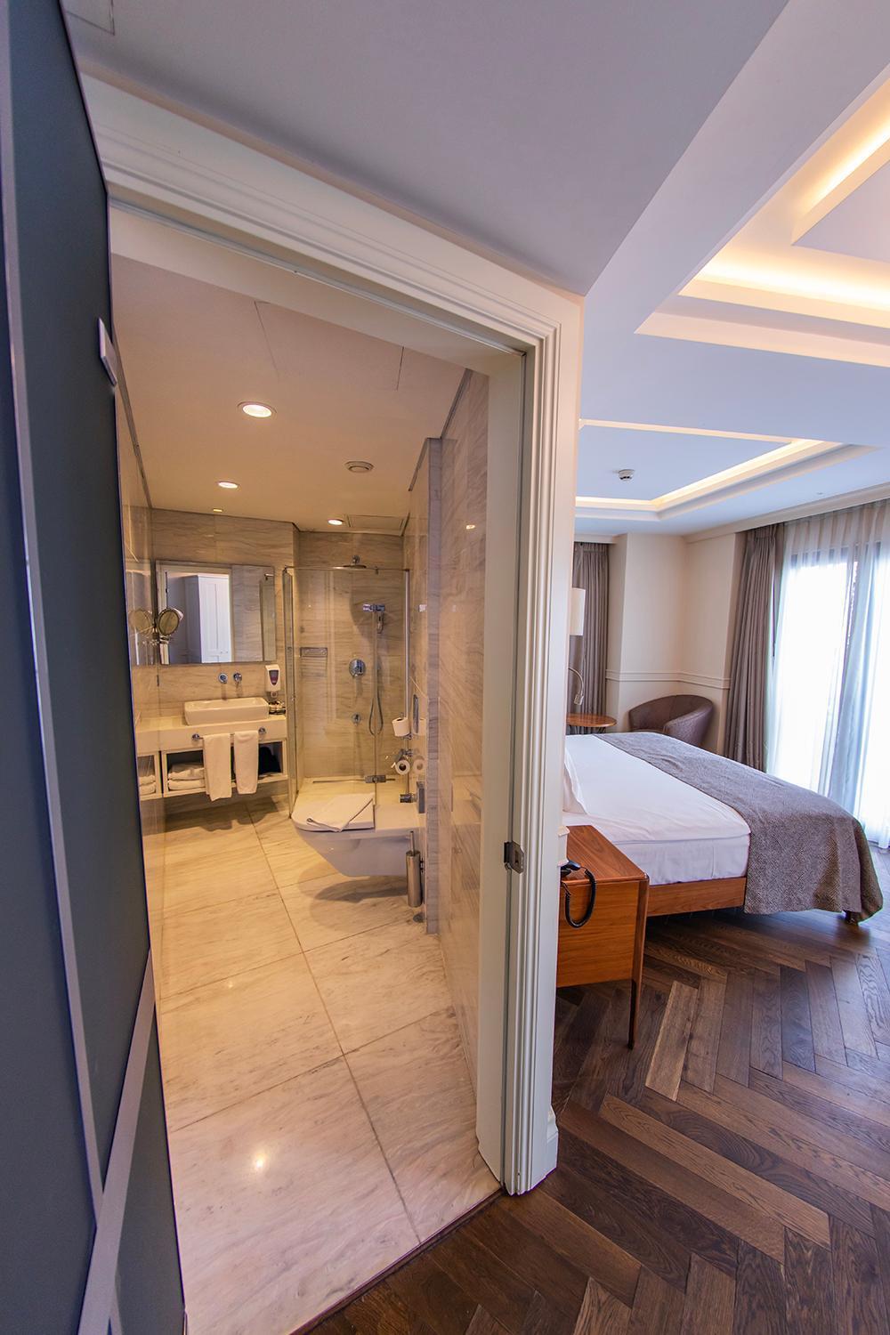 Morione & Center Otel 4*